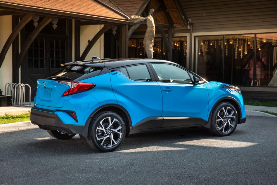  Toyota C-HR 2017 года  (NA) (фото 42 из 44)